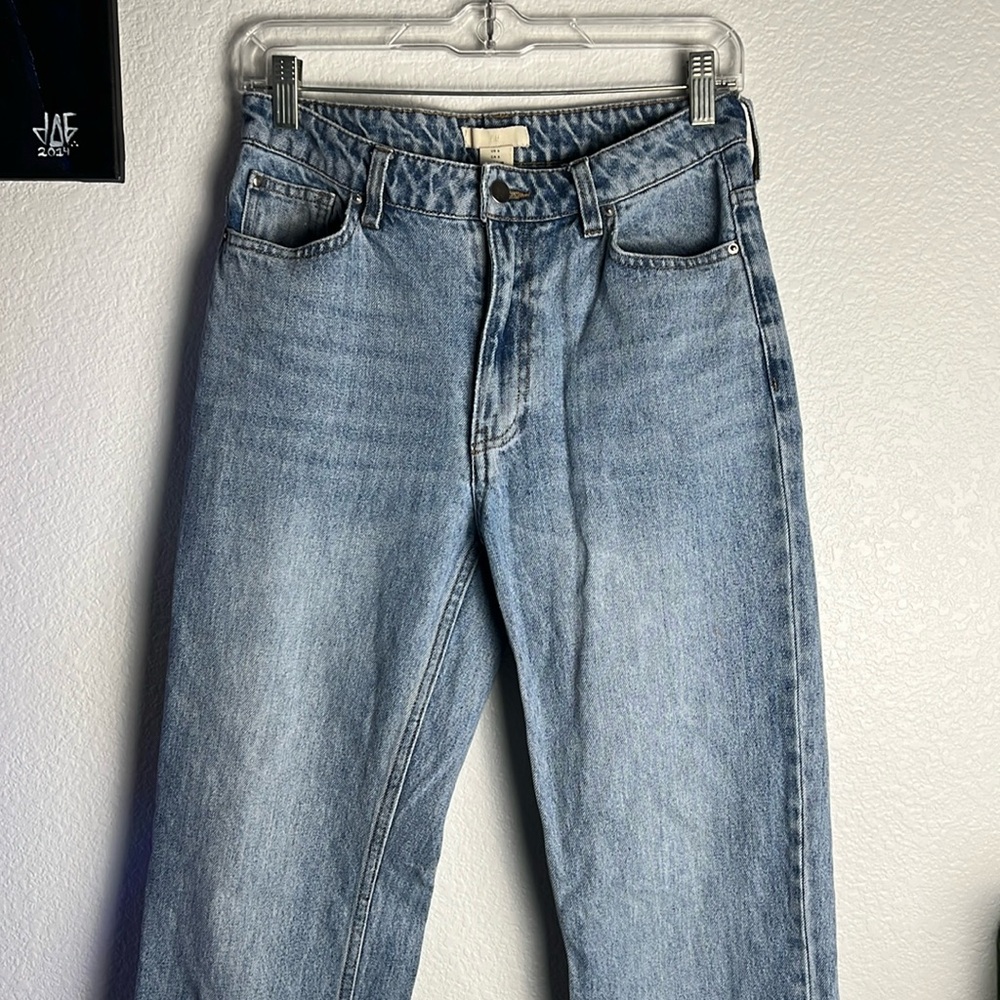 H&M 90’s Straight Leg Jeans